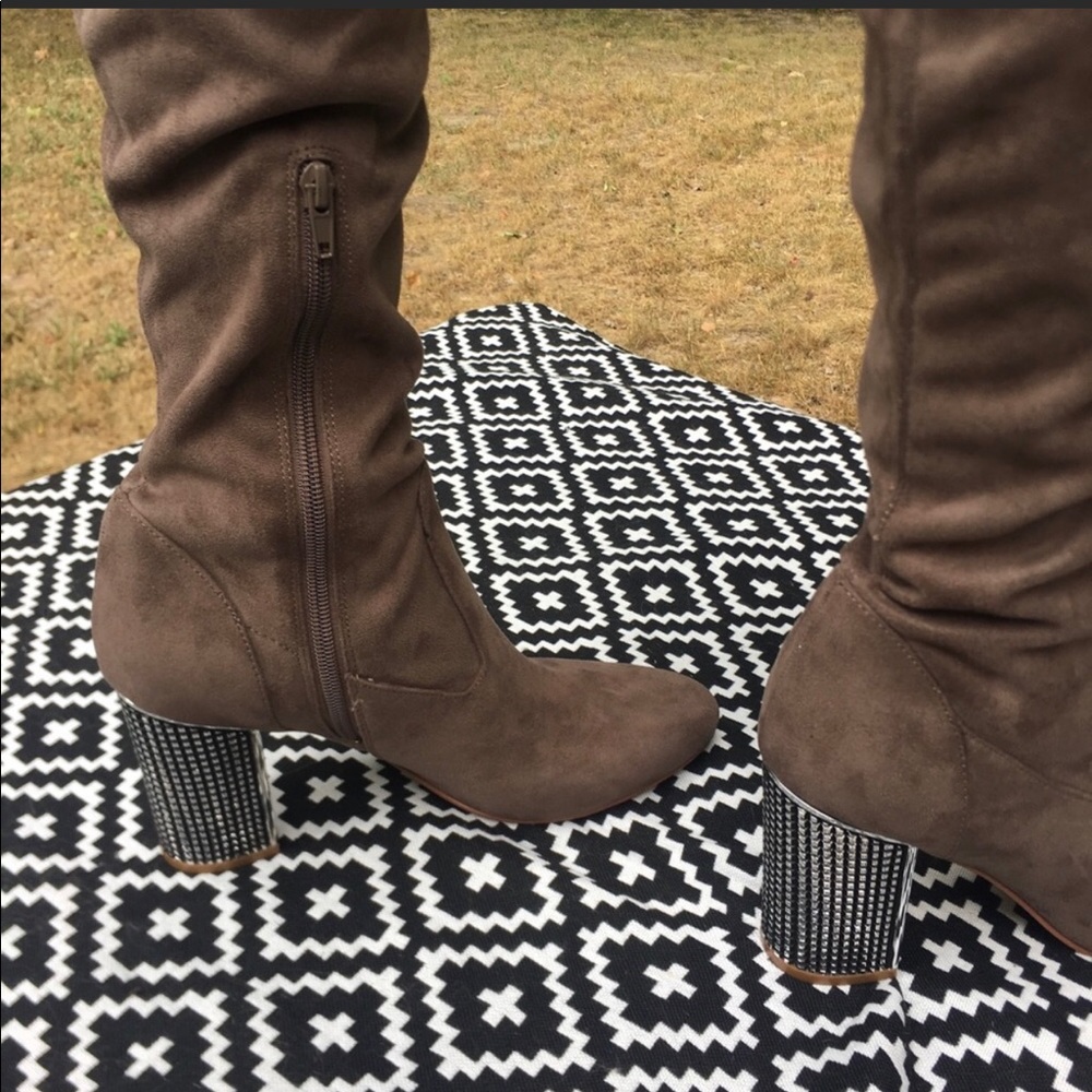 Guess thigh high boots BRAND NEW‼️ - Picture 7 of 7